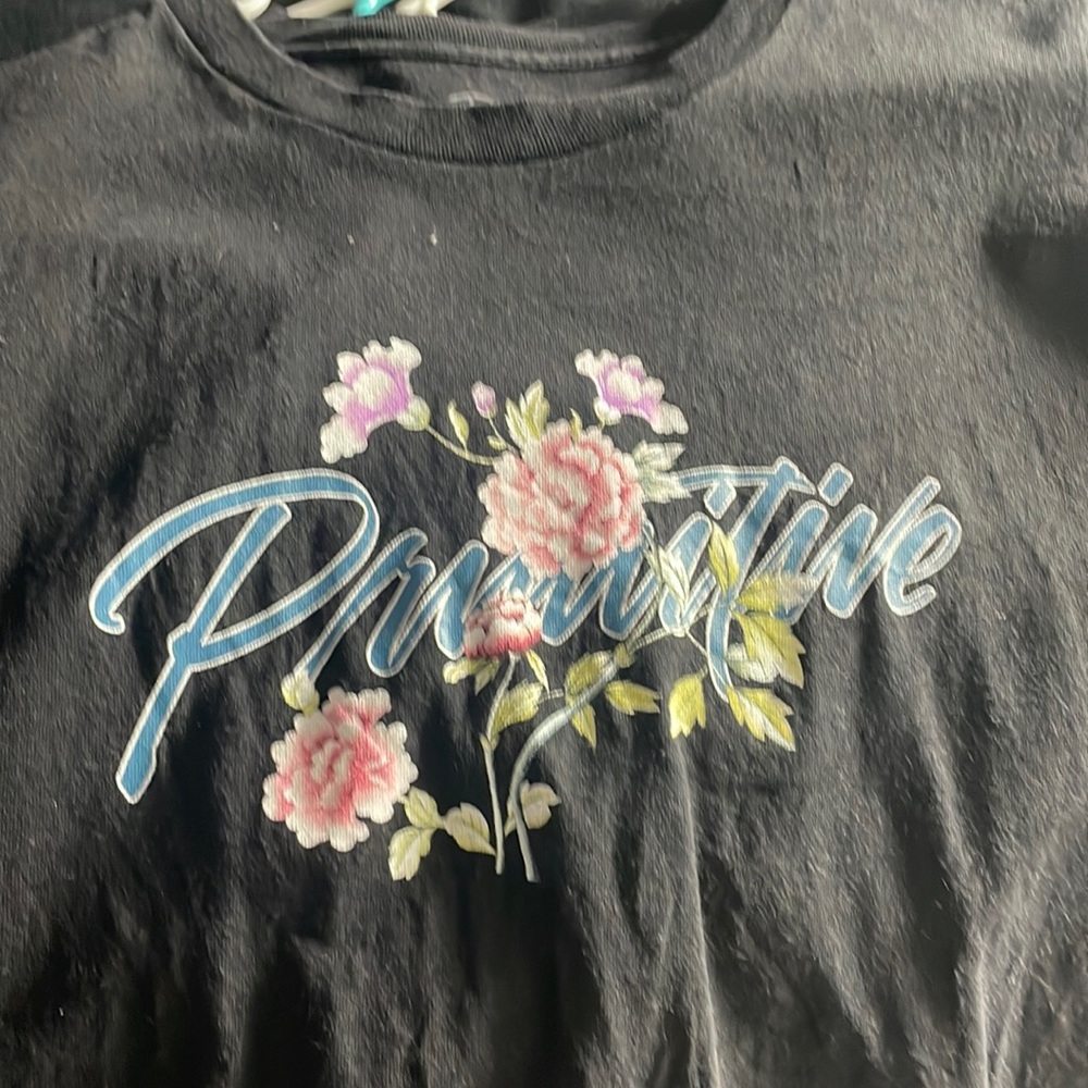 Primitive large t shirt